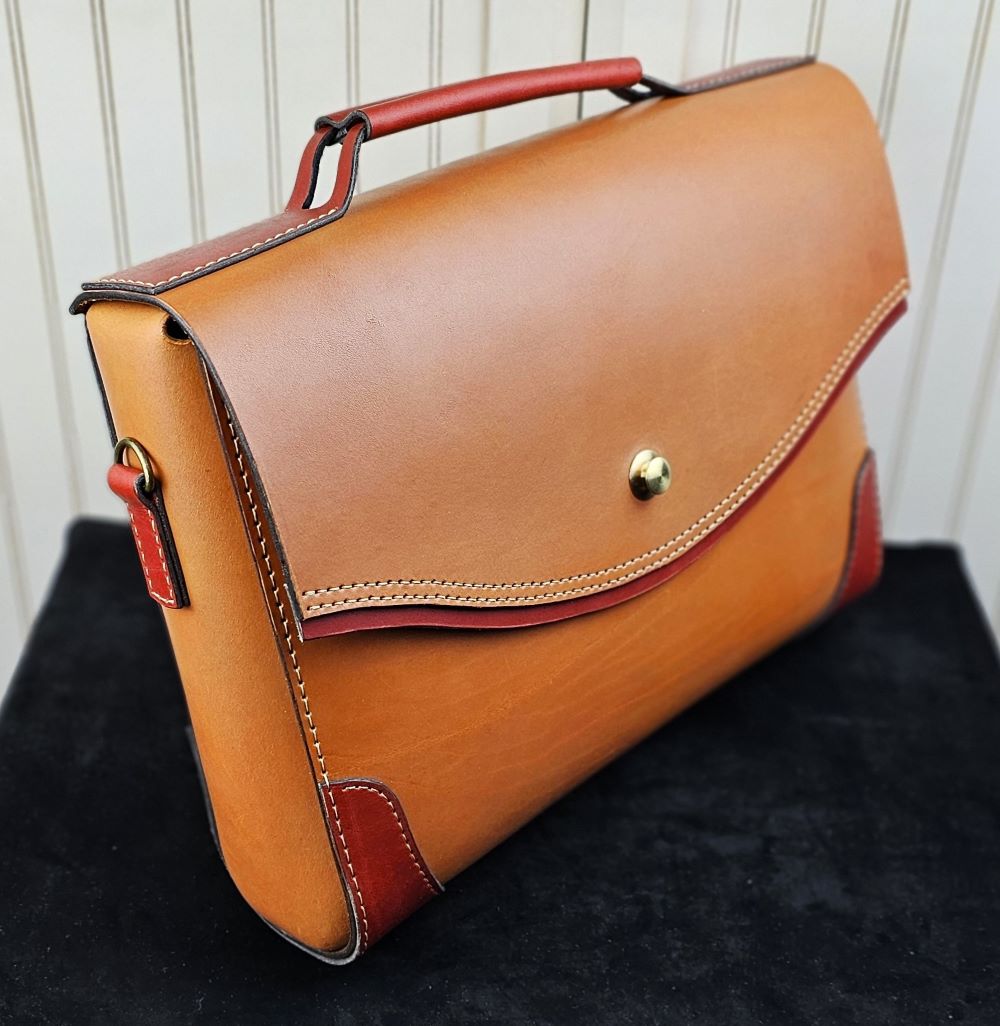 Sac-travail-14x10x3.5-pouces-cote-fait-en-cuir-et-entierement-fabrique-a-la-main-black-hocks-creation