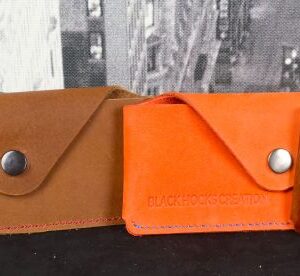 porte-carte-horizontal-compact-fait-en-cuir-et-entierement-fabrique-a-la-main-black-hocks-creation