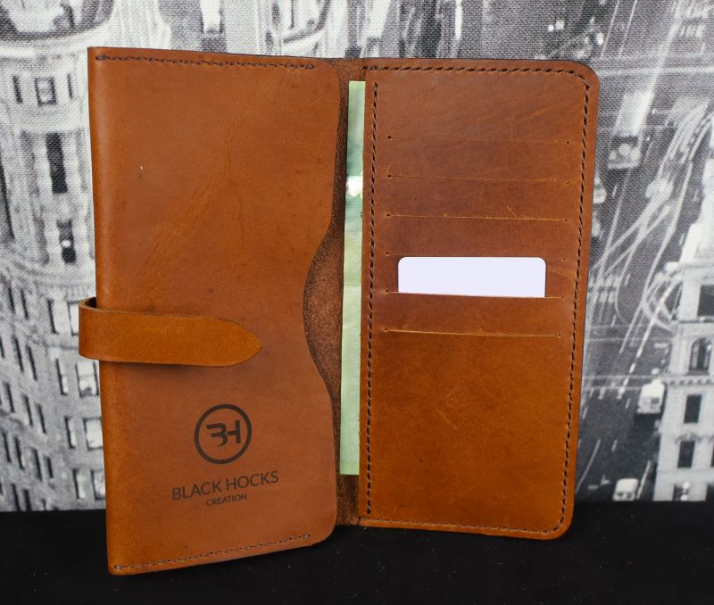 portefeuille-pour-femme-modele-amy-pouvant-accueillir-12-cartes-de-crédit-fait-en-cuir-et-entierement-fabrique-a-la-main-black-hocks-creation-ouvert