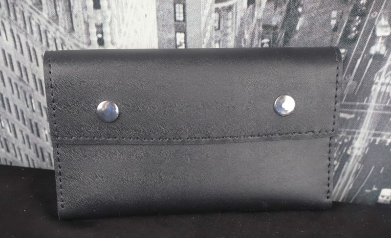 portefeuille-pour-femme-modele-nady-fait-en-cuir-et-entierement-fabrique-a-la-main-black-hocks-creation