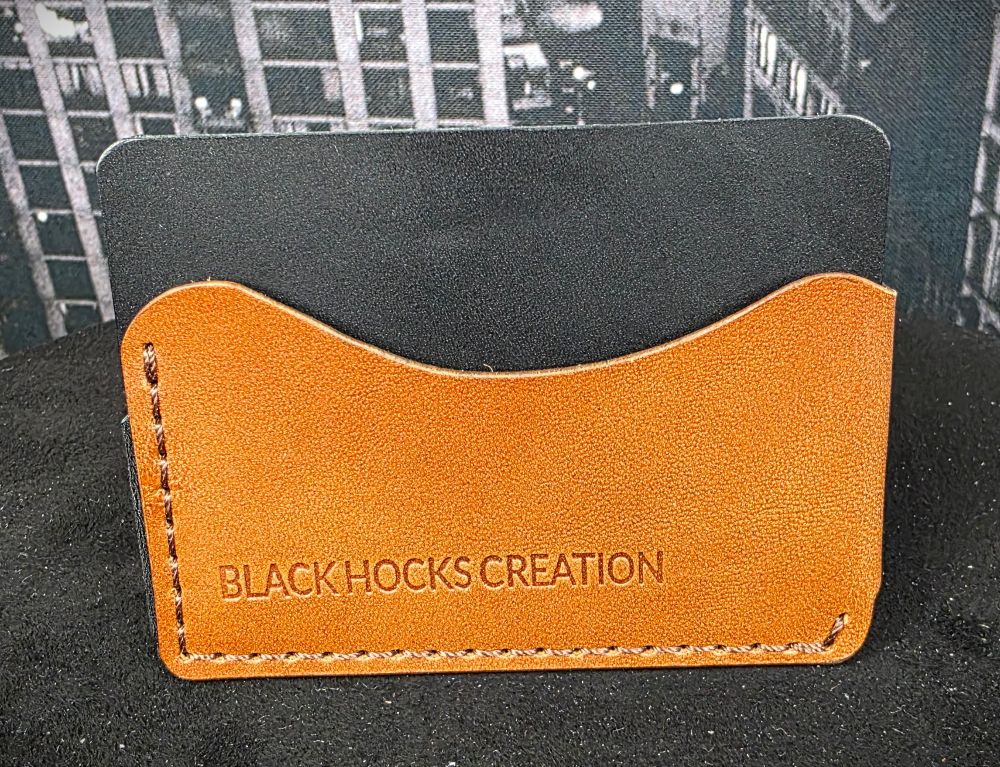 porte-carte-minimaliste-phil-fait-en-cuir-et-entierement-fabrique-a-la-main-au-quebec-black-hocks-creation