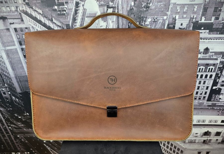 sac-de-travail-messenger-18 x 13 x 3.5-pouces. fait-en-cuir-et-entierement-fabrique-a-la-main